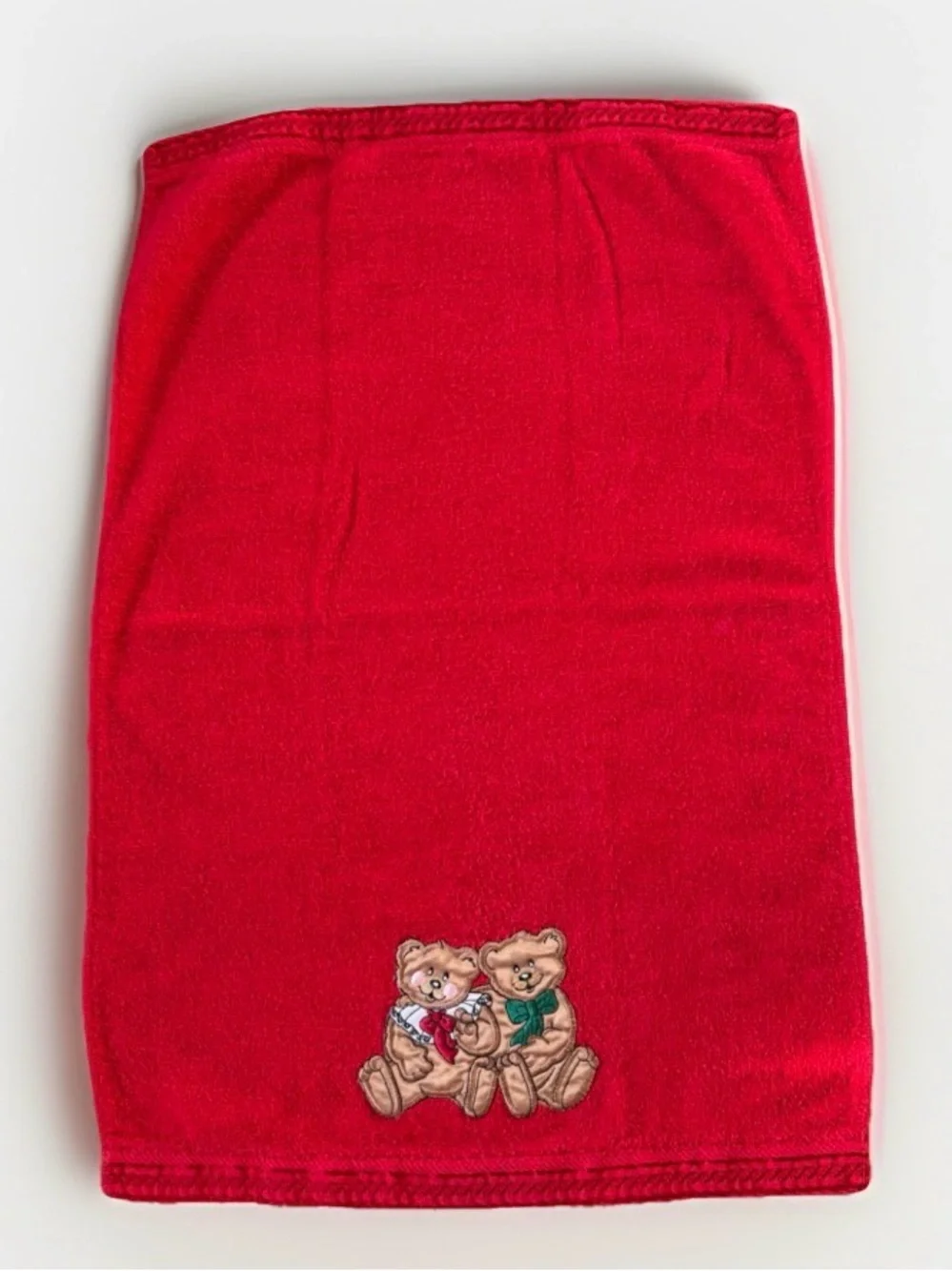 Vintage Christmas Red Towel Set Embroidered Tree Teddy Bear Hand Bath 2 Pc Lot